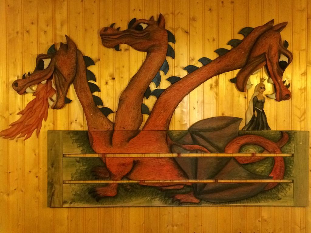 Hotel Pohadka Мост Екстериор снимка
