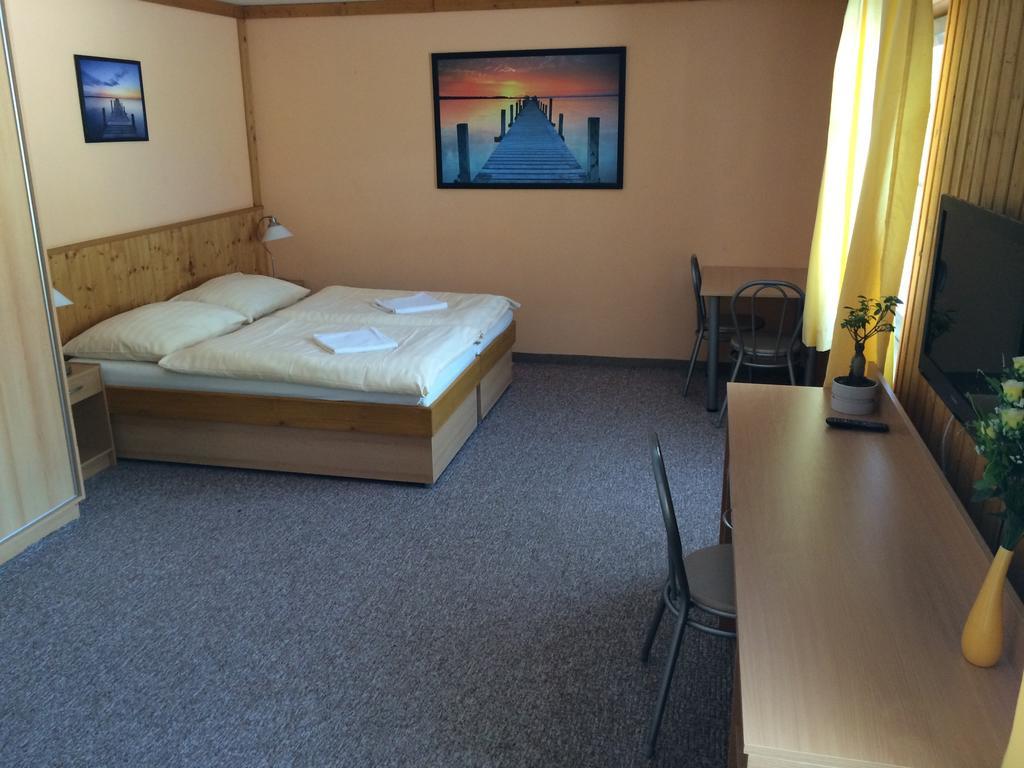Hotel Pohadka Мост Стая снимка